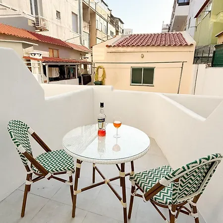 The Charming 1br Retreat At Caparica, By 351lisbon